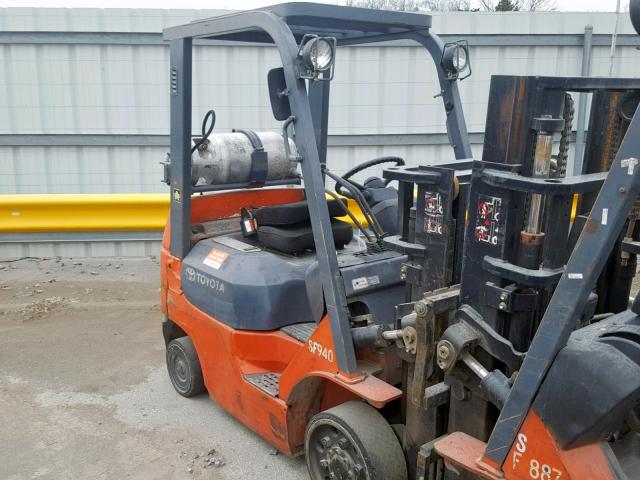 79511 - 2003 TOYOTA FORKLIFT TWO TONE photo 1