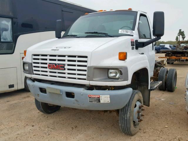 1GDE5C3257F406347 - 2007 GMC C5500 C5C0 WHITE photo 2