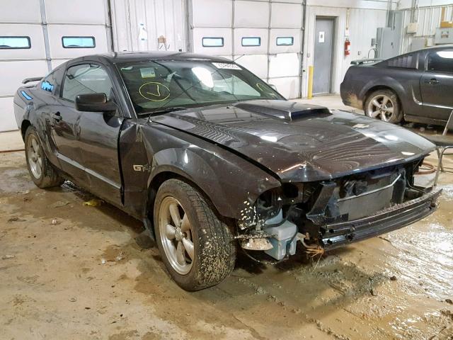 1ZVHT82H885114934 - 2008 FORD MUSTANG GT GRAY photo 1