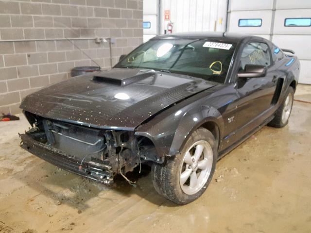 1ZVHT82H885114934 - 2008 FORD MUSTANG GT GRAY photo 2