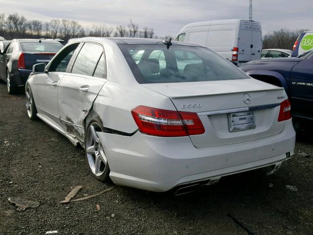 WDDHF9AB6BA414702 - 2011 MERCEDES-BENZ E 550 4MAT WHITE photo 3