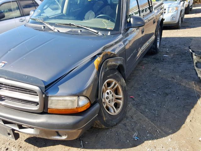 1B7HG38X52S562629 - 2002 DODGE DAKOTA QUA GRAY photo 9