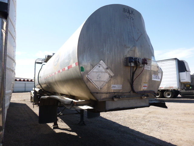 3B9TS71E6CG007620 - 2012 BULK TRAILER SILVER photo 1