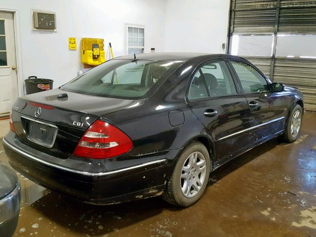 WDBUF26J15A580600 - 2005 MERCEDES-BENZ E 320 CDI BLACK photo 4