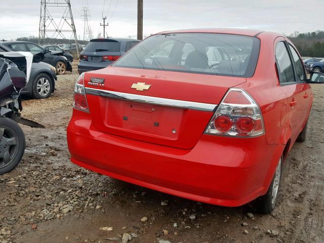 KL1TD56E29B383238 - 2009 CHEVROLET AVEO LS RED photo 4