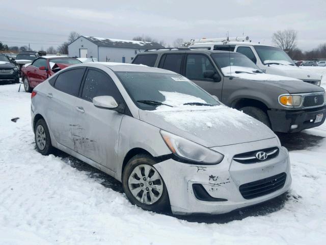 KMHCT4AE7GU962879 - 2016 HYUNDAI ACCENT SE SILVER photo 1