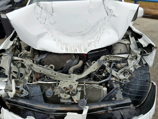 3N1BC11E17L412248 - 2007 NISSAN VERSA S WHITE photo 7