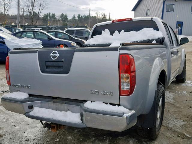 1N6AD09W28C409902 - 2008 NISSAN FRONTIER C SILVER photo 4