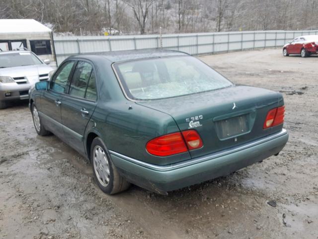 WDBJF55F9TJ008141 - 1996 MERCEDES-BENZ E 320 GREEN photo 3