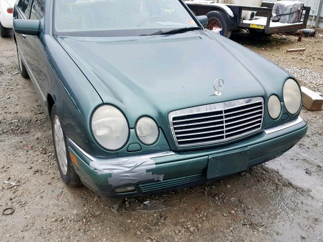 WDBJF55F9TJ008141 - 1996 MERCEDES-BENZ E 320 GREEN photo 9