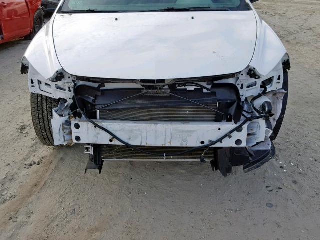1G1ZB5E15BF224731 - 2011 CHEVROLET MALIBU LS WHITE photo 9
