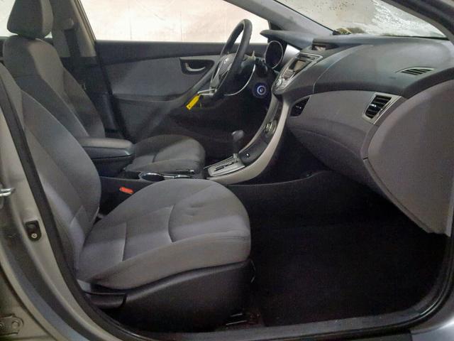 KMHDH4AE3CU186508 - 2012 HYUNDAI ELANTRA GL GRAY photo 5