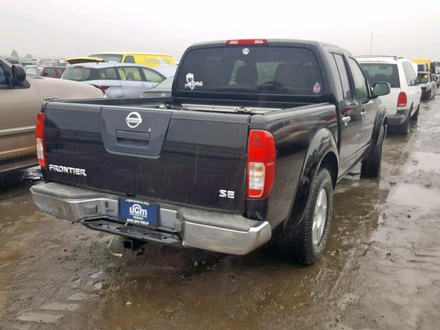 1N6AD07U36C435844 - 2006 NISSAN FRONTIER C BLACK photo 4