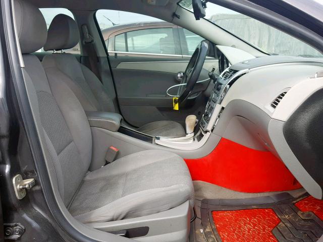 1G1ZB5E18BF239580 - 2011 CHEVROLET MALIBU LS ნაცრისფერი ფოტო 5