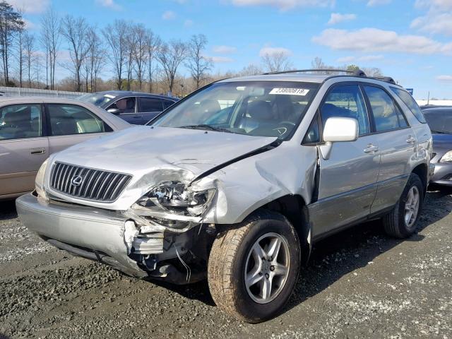 JT6GF10U0Y0045027 - 2000 LEXUS RX 300 SILVER photo 2