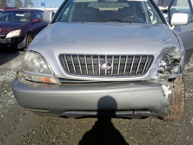 JT6GF10U0Y0045027 - 2000 LEXUS RX 300 SILVER photo 7