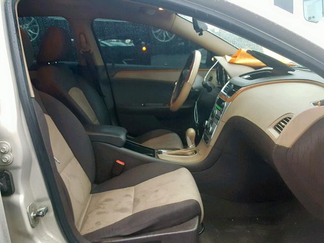 1G1ZC5EB5AF156919 - 2010 CHEVROLET MALIBU 1LT GOLD photo 5