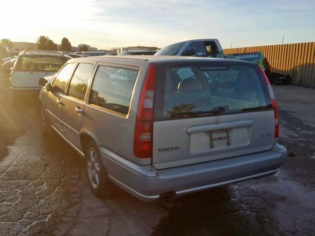 YV1LW61J8Y2669147 - 2000 VOLVO V70 BASE SILVER photo 3