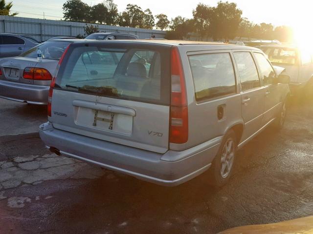 YV1LW61J8Y2669147 - 2000 VOLVO V70 BASE SILVER photo 4