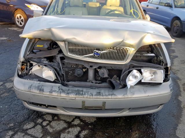 YV1LW61J8Y2669147 - 2000 VOLVO V70 BASE SILVER photo 9