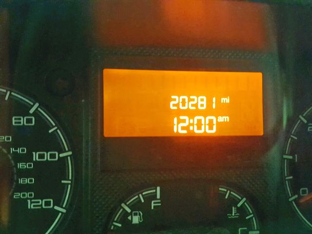 3C6TRVDG1JE101135 - 2018 RAM PROMASTER 白色 照片 8