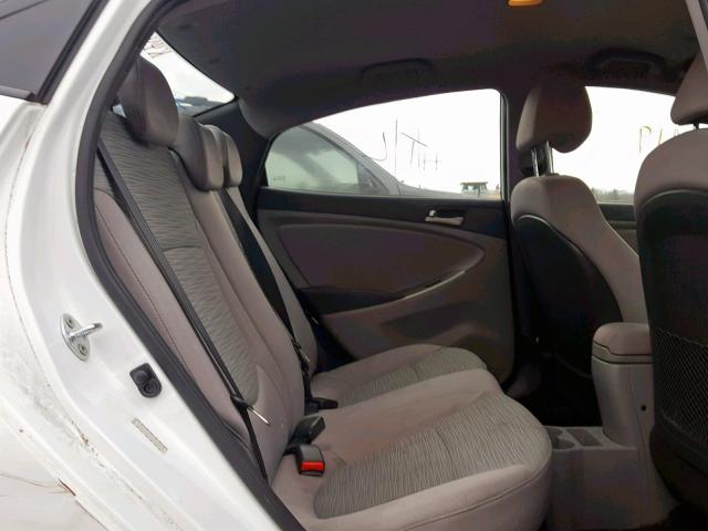 KMHCT4AE5GU994536 - 2016 HYUNDAI ACCENT SE WHITE photo 6