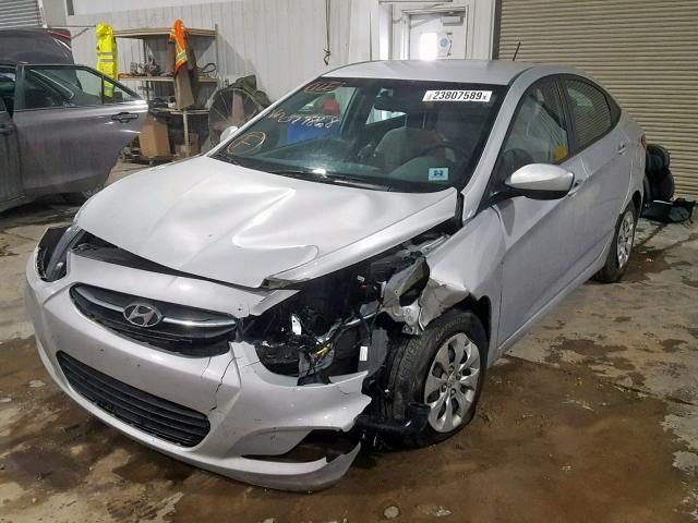 KMHCT4AE2GU079868 - 2016 HYUNDAI ACCENT SE SILVER photo 2