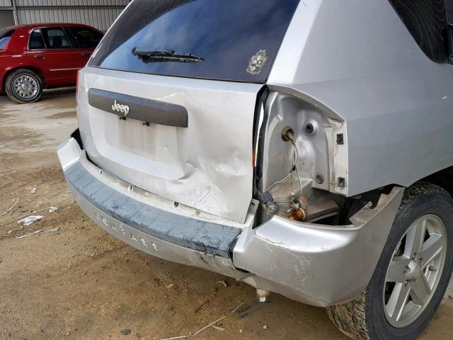 1J4FT47B99D102302 - 2009 JEEP COMPASS SP 银色 照片 9