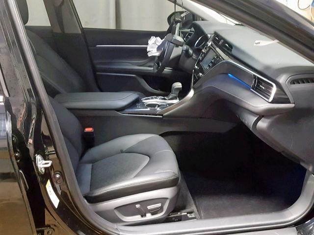 4T1B61HK5JU557754 - 2018 TOYOTA CAMRY XSE 黑色 照片 5