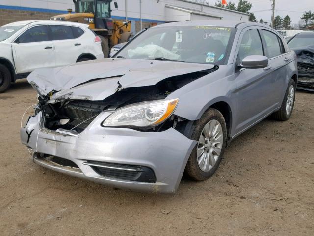 1C3CCBAB6DN734137 - 2013 CHRYSLER 200 LX SILVER photo 2