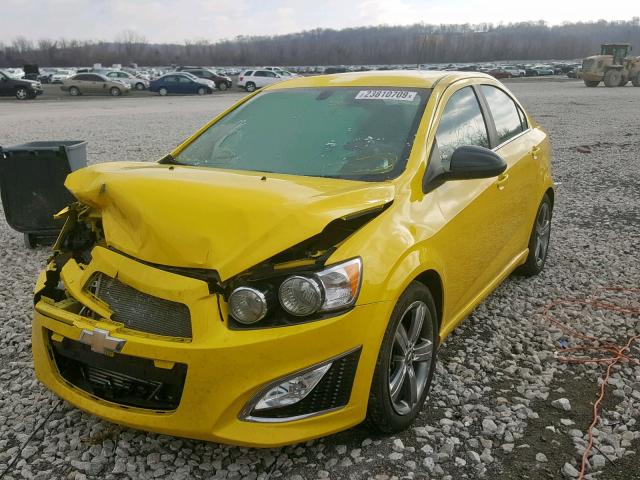 1G1JG5SB5F4213581 - 2015 CHEVROLET SONIC RS YELLOW photo 2