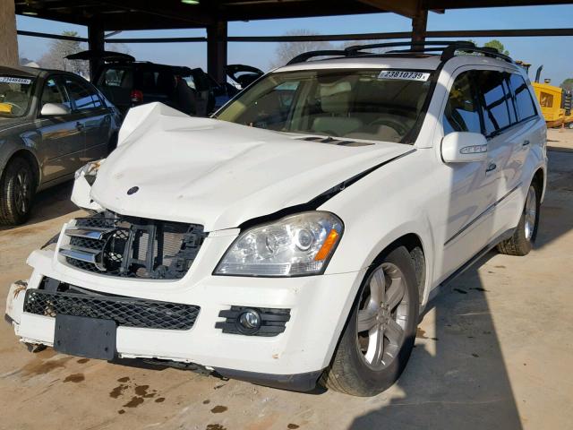 4JGBF71E77A195671 - 2007 MERCEDES-BENZ GL 450 4MA WHITE photo 2