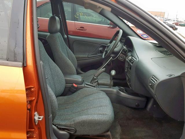 1G1JC52F857111364 - 2005 CHEVROLET CAVALIER ORANGE photo 5