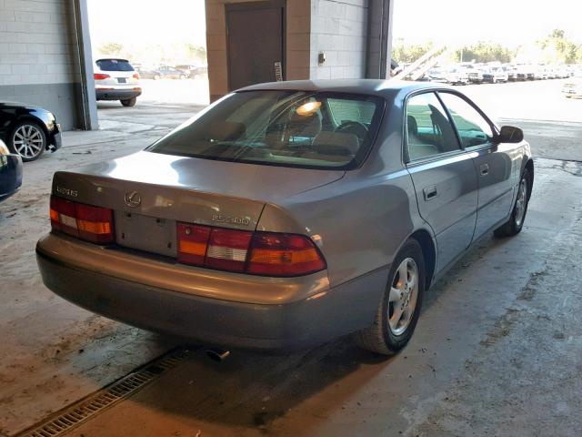 JT8BF28G0X5061302 - 1999 LEXUS ES 300 BEIGE photo 4