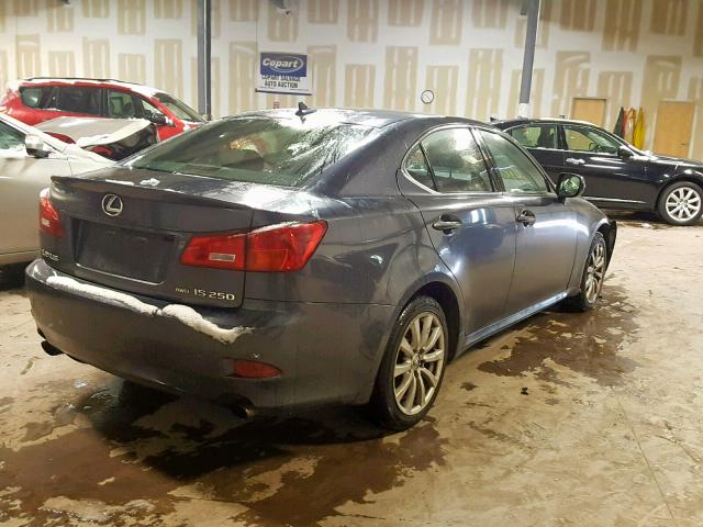 JTHCK262082025765 - 2008 LEXUS IS 250 GRAY photo 4