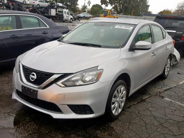 3N1AB7AP9HY302894 - 2017 NISSAN SENTRA S 银色 照片 2