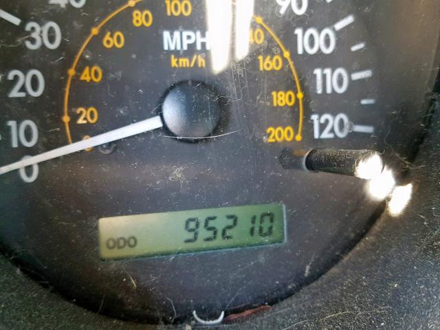 KL1TJ62674B183669 - 2004 CHEVROLET AVEO LS BLACK photo 8