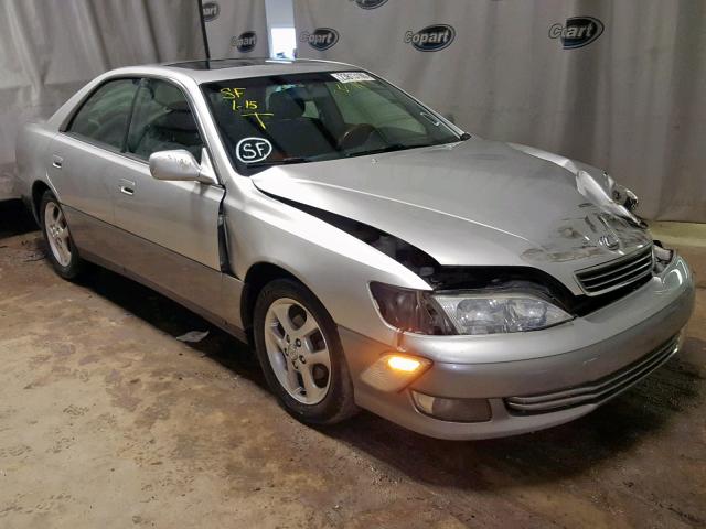 JT8BF28G710328357 - 2001 LEXUS ES 300 SILVER photo 1