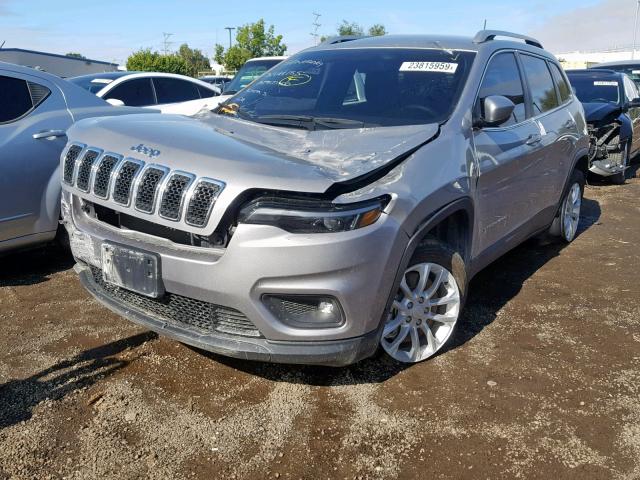 1C4PJMCX6KD127505 - 2019 JEEP CHEROKEE L SILVER photo 2