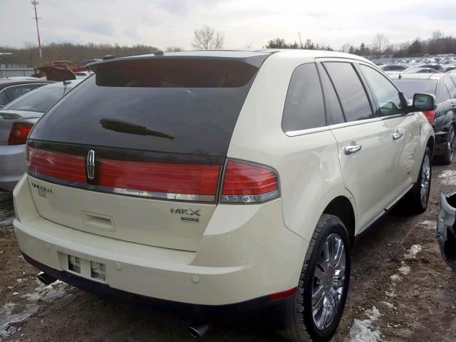 2LMDU88C88BJ09741 - 2008 LINCOLN MKX WHITE photo 4