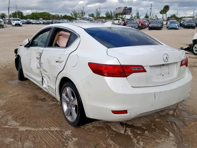 19VDE1F79DE018886 - 2013 ACURA ILX 20 TEC WHITE photo 3