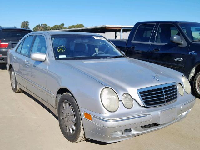 WDBJF65J31B256533 - 2001 MERCEDES-BENZ E 320 SILVER photo 1