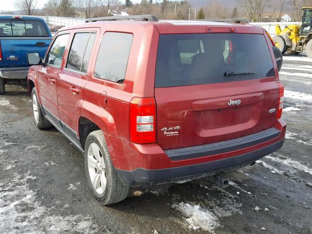 1C4NJRFB4CD604440 - 2012 JEEP PATRIOT LA RED photo 3