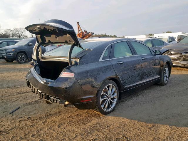 3LN6L5FC5HR664303 - 2017 LINCOLN MKZ RESERV BLACK photo 4