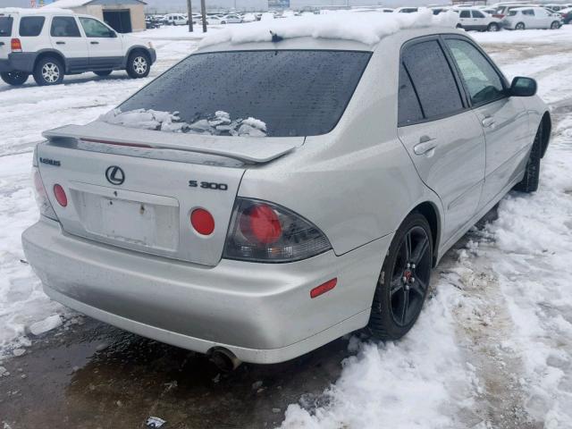 JTHBD182510026196 - 2001 LEXUS IS 300 WHITE photo 4