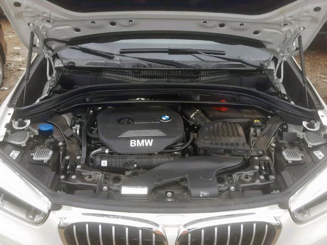 WBXHT3C32GP885825 - 2016 BMW X1 XDRIVE2 WHITE photo 7