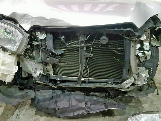 5TDYK3EH8AS007807 - 2010 TOYOTA HIGHLANDER SILVER photo 9