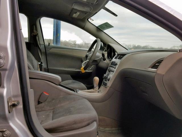 1G1ZH57B694264343 - 2009 CHEVROLET MALIBU 1LT 银色 照片 5