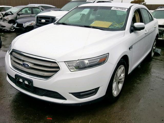 1FAHP2H87GG116355 - 2016 FORD TAURUS SEL WHITE photo 2