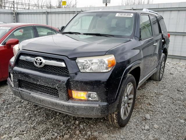 JTEBU5JR0B5033668 - 2011 TOYOTA 4RUNNER SR BLACK photo 2